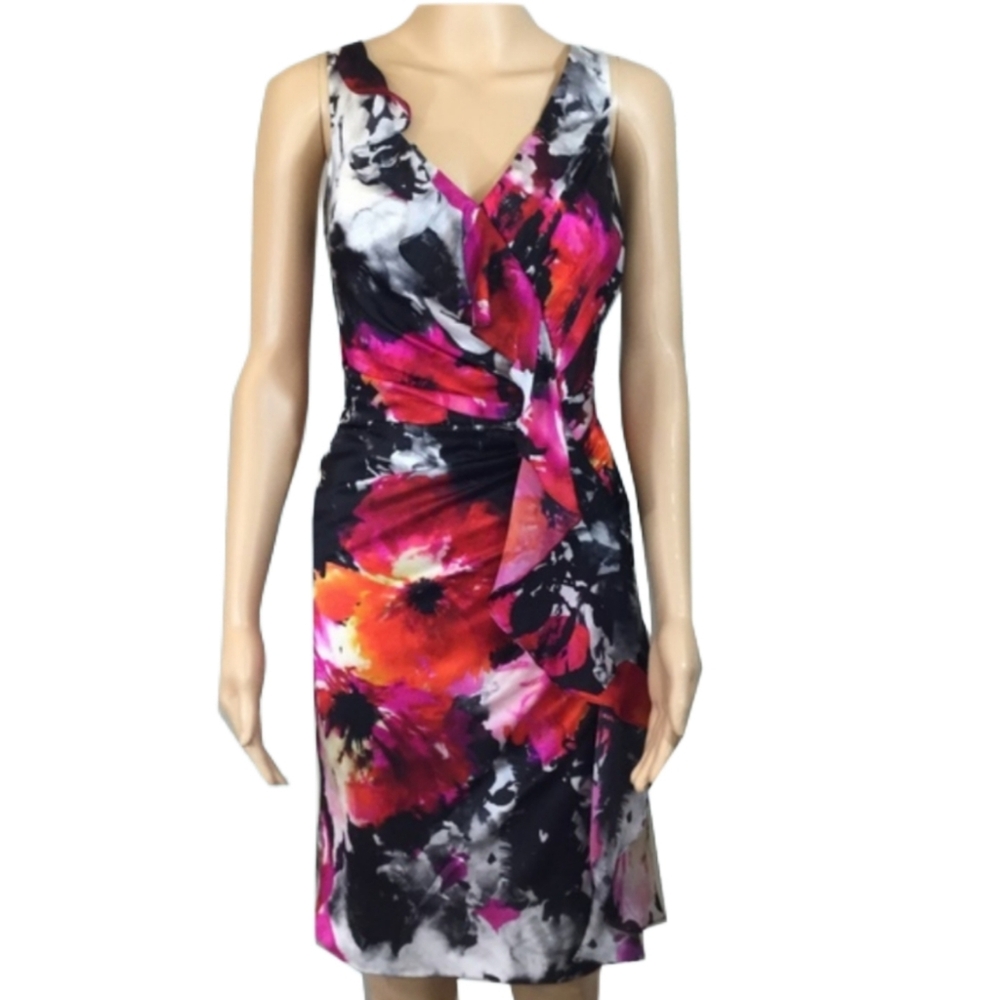 Carmen Marc Valvo Floral Sleeveless  floral  100% silk Dress size 4
